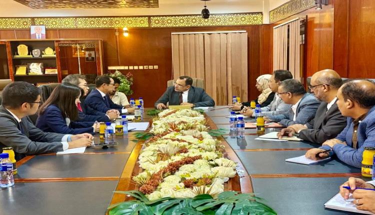 الوزير السقطري يبحث مع السفير الياباني تعزيز التعاون في قطاعي الزراعة والثروة السمكية
