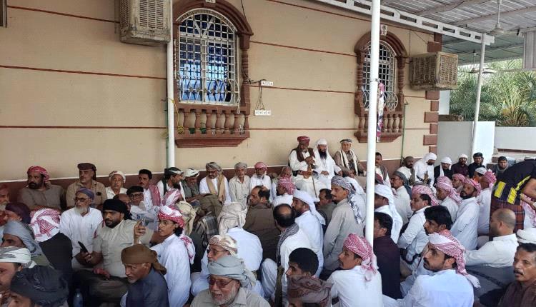 نجاح مساعٍ قبلية في حضرموت تُنهي نزاع دموي بين آل هرهرة وآل النهيم
