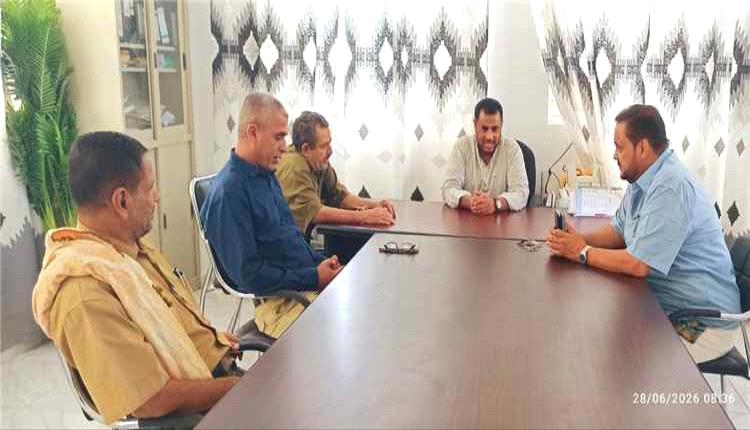 وكيل أبين يتفقد مستشفى لودر ويبحث احتياجات القطاع الصحي بالمديرية