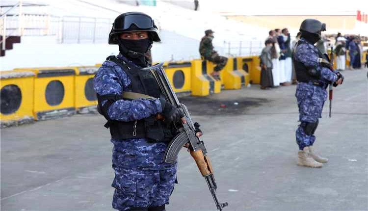 تزايد الانشقاقات في صفوف الحوثيين وسط أزمة غذاء وغياب الرواتب