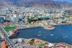 مبدعو عدن يطالبون بإنهاء توقف مستحقاتهم ويحذرون من تراجع النشاط الثقافي