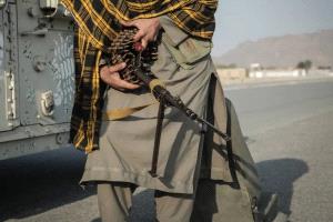 مقتل 12 شخصاً على الأقل في غارات باكستانية على مواقع في أفغانستان