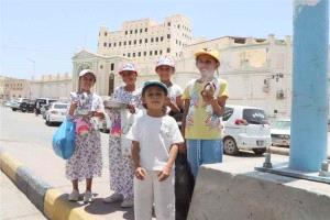 أطفال سيئون يحيون استقبال العام الهجري 1448هـ بالأهازيج والبخور وسط تحديات معيشية متزايدة