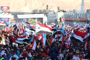 الضغوط المعيشية تعزز تمسك الجنوبيين بخيار الاستقلال رغم التحديات الخدمية