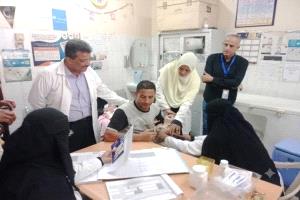 منظمة الصحة العالمية تقيّم جاهزية حملات التحصين في مديرية التواهي بعدن