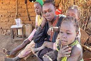 المتحدث باسم الصليب الأحمر الدولي لـ «الاتحاد»: 33 مليون سوداني بحاجة إلى مساعدات في مجالات الرعاية والحماية