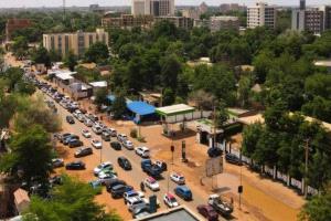 سماع إطلاق نار في محيط مطار نيامي