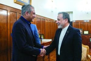 وزير الداخلية الباكستاني يتجه إلى إيران لإجراء محادثات
