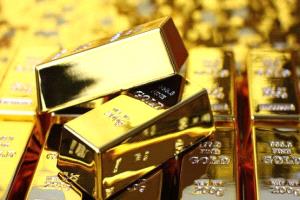 مصر ترفع مستهدفات إنتاج الذهب إلى 557 ألف أونصة خلال 2026-2027