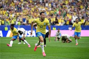 البرازيل تخطف فوزًا مثيرًا على اليابان في اللحظات الأخيرة وتبلغ دور الـ16 من كأس العالم 2026