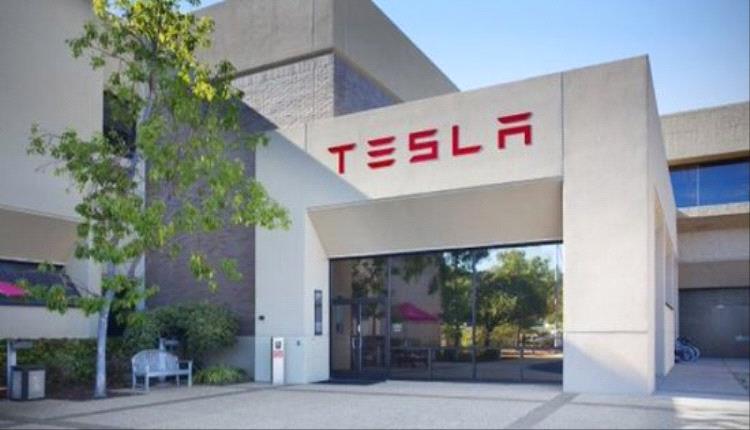 محاكم التكنولوجيا تحت الاختبار: خسارة قضائية كبرى لتسلا
