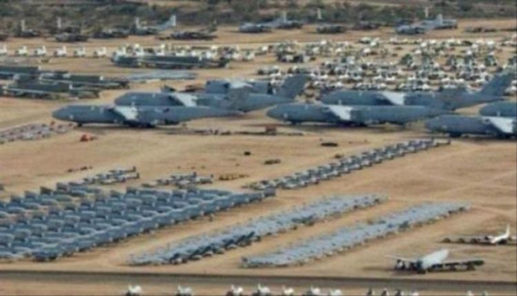 صاروخان إيرانيان يضربان قاعدة العديد بلا خسائر بشرية