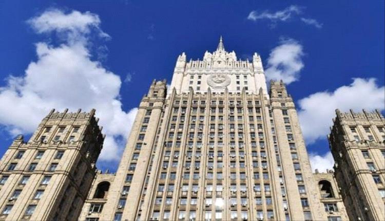 تحذير روسي.. دعوة للابتعاد عن السفر إلى الخليج مع تصاعد التوترات العسكرية