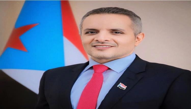 عدن تفجع… حادث مؤلم يودّي بحياة طفل أثناء مرور موكب رسمي