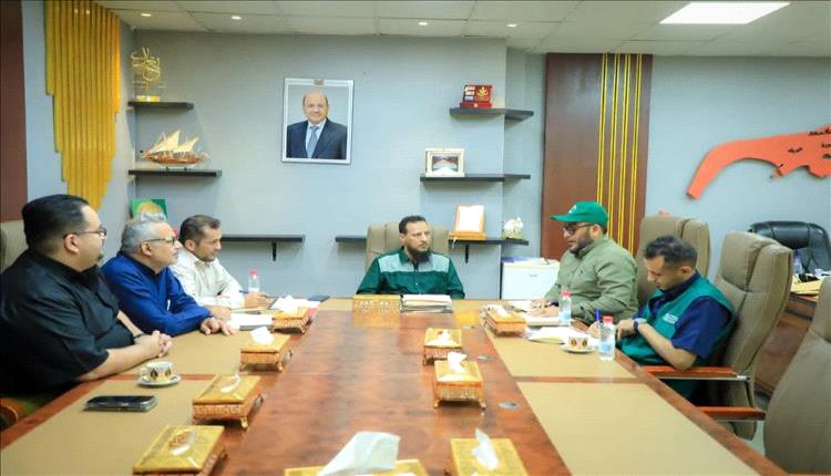 عدن.. دعوة لتعزيز التنسيق الإنساني لضمان وصول المساعدات لمستحقيها