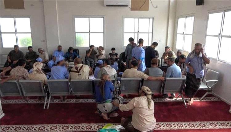 مبادرة إنسانية تُنهي معاناة 16 سجينًا معسرًا في لحج