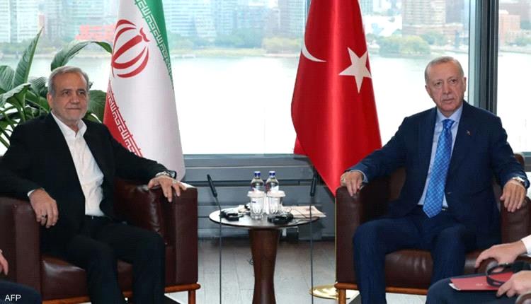 تركيا وإيران تتواصلان بعد إطلاق صواريخ إيرانية على الأراضي التركية