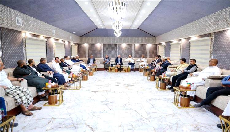 الزنداني يؤكد: شراكة حقيقية مع القطاع الخاص لدعم التعافي الاقتصادي