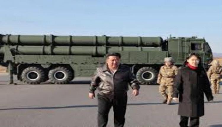 كيم جونج أون يختبر صواريخ 600 ملم بدقة مئة بالمئة