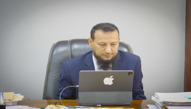 عدن وباريس تبحثان تعزيز الشراكة لدعم التنمية