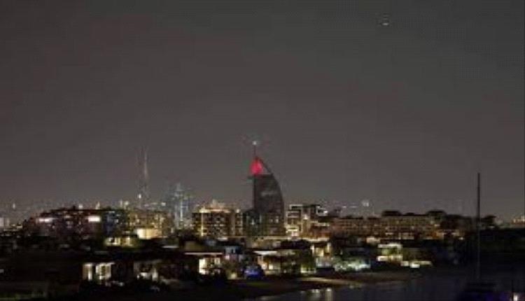 الإمارات تتصدى لهجمات صاروخية وطائرات مسيرة من إيران