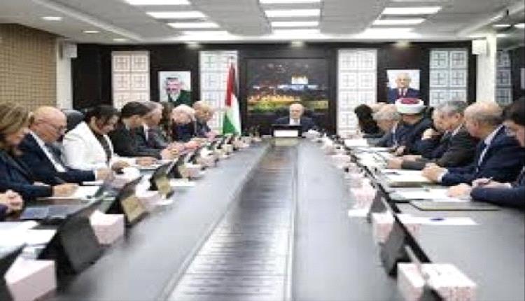 السلطة الفلسطينية تدفع 50% من رواتب ديسمبر مع استمرار أزمتها المالية