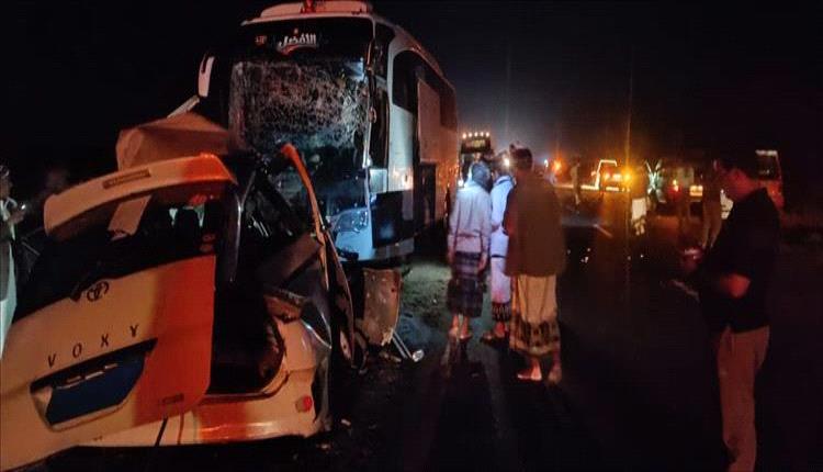 مأساة على طريق أبين.. وزير النقل يوجّه بتحقيق عاجل وإجراءات صارمة