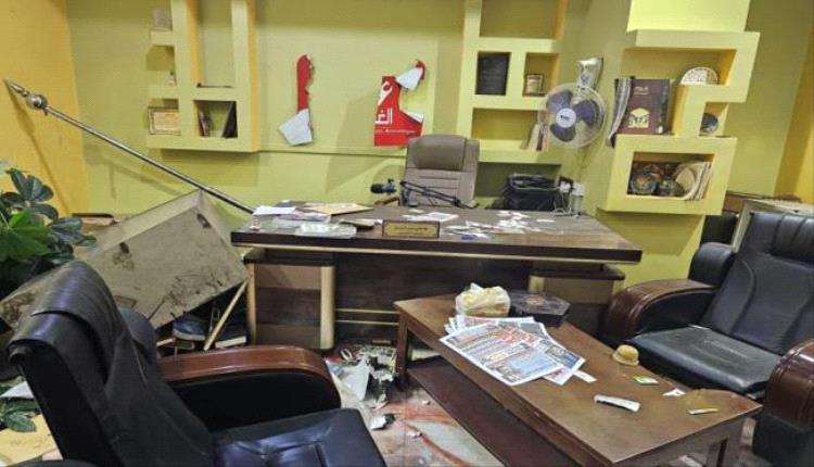 الكيل بمكيالين ليس من شيم الوطني ولا الصحفي المهني
