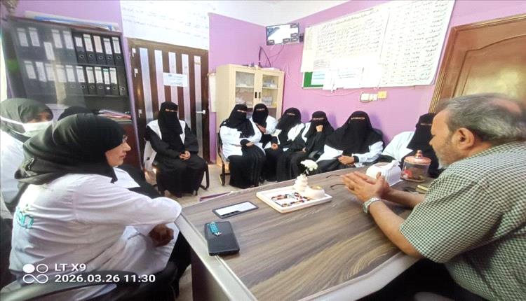 مدير صحة أبين يشدد على الانضباط ويواكب سير العمل بمركز زنجبار للأمومة والطفولة