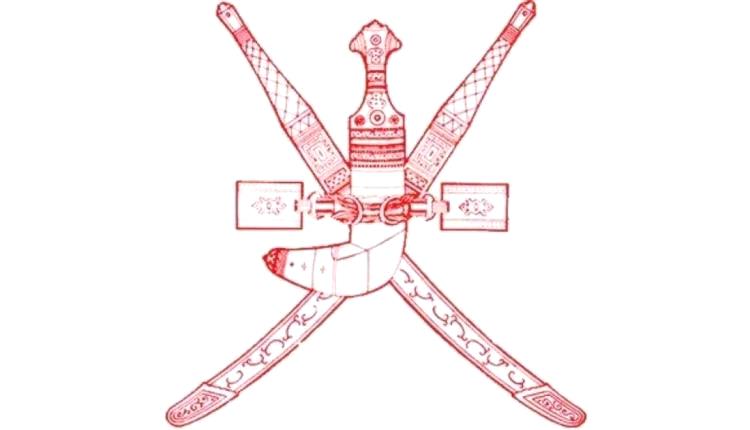 عُمان تحقق في هجمات غامضة وميناء صلالة يعلّق العمليات مؤقتًا