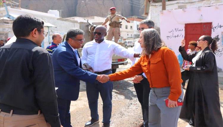 عدن التاريخية تستقبل وفد البنك الدولي لتعزيز السياحة والحفاظ على التراث