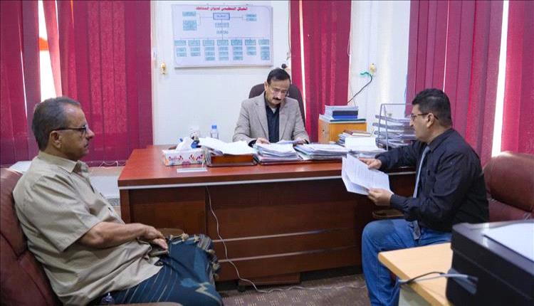 مدير قعطبة يراقب التعليم ويؤكد رفع جودة المدارس"