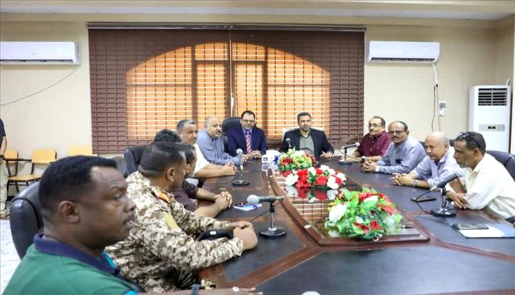 وزير الكهرباء يباشر تعزيز القدرات التوليدية في لحج