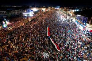 طوفان جماهيري جديد.. الجنوب يجدد تفويضه السياسي عبر الحشود الشعبية