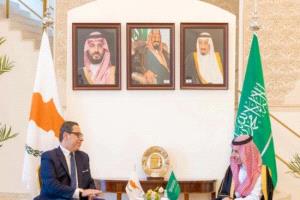 السعودية وقبرص تعززان التعاون وتناقشان التصعيد الإقليمي