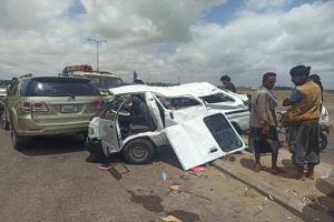 حادث مروع في لحج: 7 جرحى وخسائر مادية بالملايين