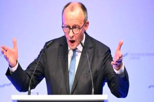 ميرتس يحذر من التهاون.. ألمانيا تراقب التهديدات الإيرانية في أوروبا