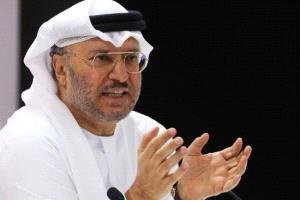 قرقاش: الحياة طبيعية بالإمارات رغم التحديات والعدوان الإيراني