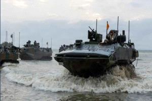 مع قرب انتهاء مهلة ترامب.. آلاف المارينز يصلون الشرق الأوسط الجمعة