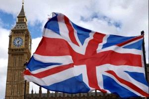 بريطانيا توقف تأشيرات الدراسة والعمل لأربعة دول