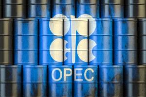 أوبك+ توازن السوق: بحث زيادة الإنتاج وسط تصعيد إقليمي