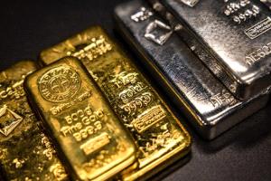 الذهب يلمع فوق 5400 دولار وسط تصاعد المخاوف الجيوسياسية