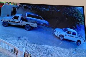 سطو مسلح بزي عسكري يستهدف سيارة إذاعة القرآن في حضرموت