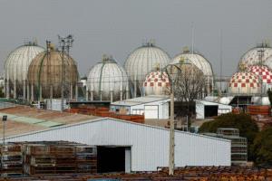 نيودلهي تعزز إنتاج غاز الطهي لضمان استقرار الإمدادات