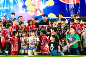 المرحلي يرفع كأس “أبو ولد” لأشبال عدن بعد مباراة مثيرة