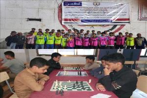 تعز تحتفي بالرياضيين الصغار في مهرجان مدرسة الشعب