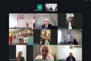 نائب وزير الخارجية يعقد اجتماعاً استراتيجياً مع بعثات اليمن في الخليج والأردن والعراق