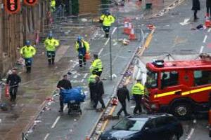 دهس جماعي في ديربي: 20 مصابًا واحتجاز السائق