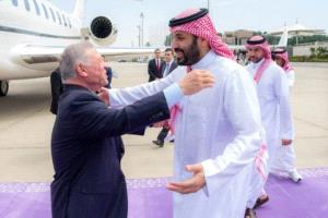 ولي العهد السعودي يستقبل قادة الأردن وقطر في جدة