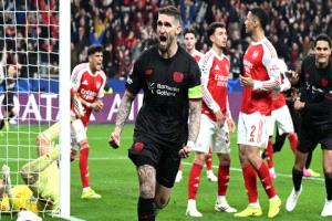 آرسنال ينجو بركلة جزاء في باير ليفركوزن بدوري الأبطال